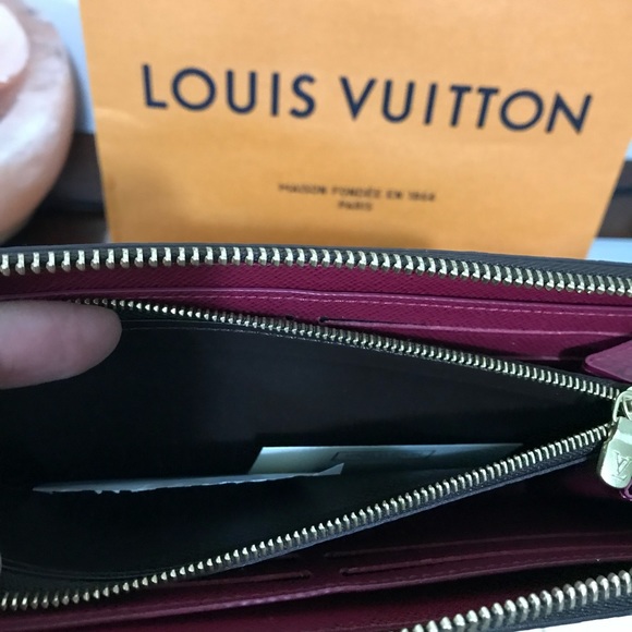 LV Clemence Wallet - Picture 9 of 12